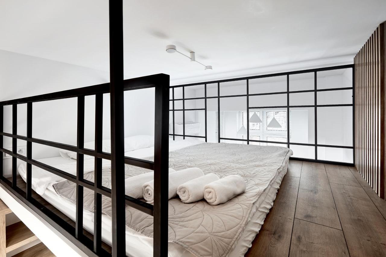 Dluga 18 Apartament Premium Z Antresola พอซนาน ภายนอก รูปภาพ
